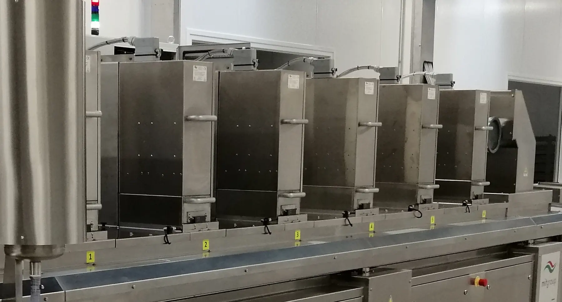MIT tunnel microwave units